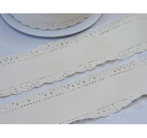 Лента вельветовая с перфорацией 3,8 см, цв. бежевый - 1 м.