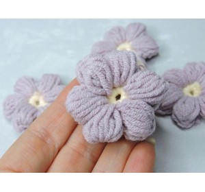 Цветочек вязанный 4 см, цв. пыльно-сиреневый - 1 шт.