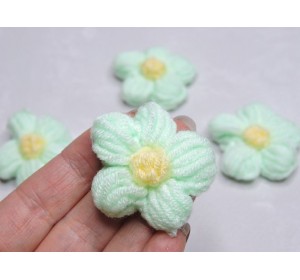 Цветочки вязанные 4,5 см, цв. мятный - 1 шт.