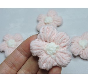 Цветочки вязанные 4,5 см, цв. светло-розовый - 1 шт.