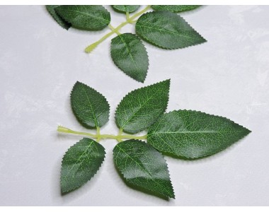 Листик розы 5 шт, цв. темно-зеленый - 1 шт.
