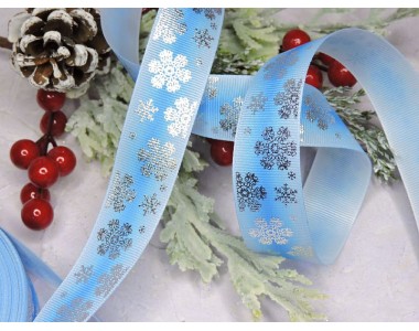 Лента репсовая 25 мм с рисунком "Серебряные снежинки", цв. светлоголубой  - 1 м.