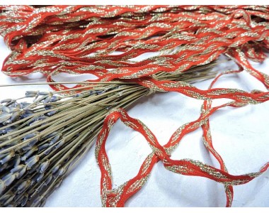 Тесьма отделочная 7 мм, цв. красный с золотом - 1 м.