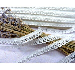 Тесьма отделочная 12 мм, цв. белый - 1 м.