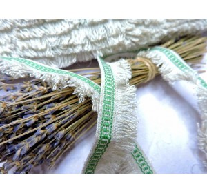 Лента  отделочная 20 мм, цв. лен с зеленым - 1 м.