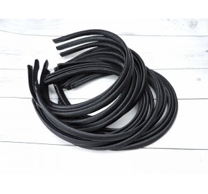 Ободок пластиковый в ткани 1 см, цв. черный -1 шт.