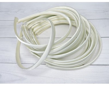 Ободок пластиковый в ткани 1 см, цв. кремовый -1 шт.