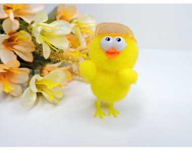 Цыпленок 4,5 см в кепочке - 1 шт