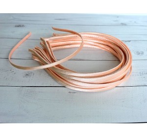 Ободок металл+атлас 0.5 см, цв. персиковый - 1 шт.