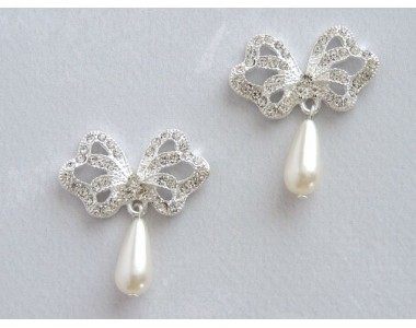 Серединка ювелирная с подвеской"Бантик", цв. белый - 1 шт.