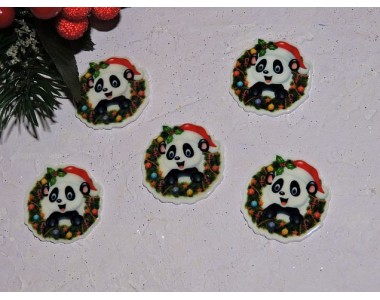 Кабошон-вырубка 3*3 см "Новогодняя панда" - 1 шт