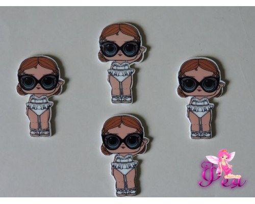 Кабошон-вырубка 40*25 мм, ЛОЛ в купальнике и очках  (пластик)  - 1шт
