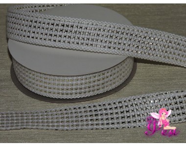 Декоративная лента 25 мм, белого цвета с золотистой вставкой