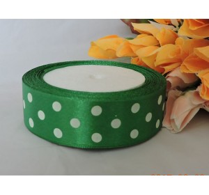 Атласная лента 25 мм зеленого цвета с рисунком "Крупный белый горох"