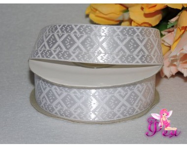 Декоративная лента 25мм, белого цвета с вышивкой