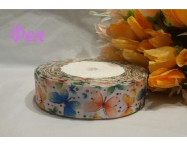 Атласная лента с рисунком белого цвета с рисунком "Разноцветные бабочки" (мультики, 3D) 25мм
