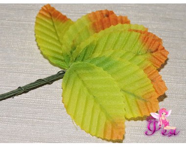 Листья тканевые на проволоке, (размер листа 5*3 см, длина проволоки-6 см), зелено-оранжевого  цвета (  5 шт)
