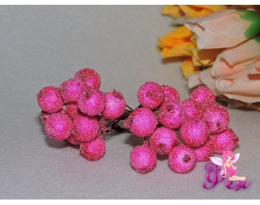 Ягода "в сахаре",цвет фуксия, 10мм, одна связка 12 ягод.