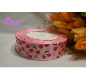 Атласная лента 25 мм нежно-розового цвета с рисунком "Вишенки"