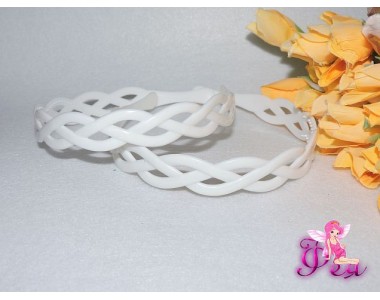 Ободок пластик цв.белый(20мм)