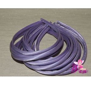 Ободок пластиковый  1 см с атласной тканью, цв. сиреневый 