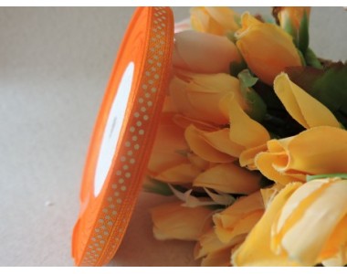 Атласная с рис. горох 6мм*45м, морковного цвета с рисунком "Мелкий белый горох"