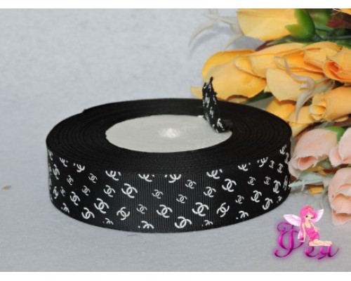 Репсовая лента с рисунком "Шанель" 25мм универсального черного цвета - 1 м