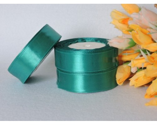 Однотонная атласная лента 25 мм, изумрудного цвета