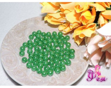 Бусинки 8 мм, цв. зеленый  (10 шт)