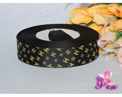 Репсовая лента с рисунком "Шанель золото" 25мм универсального черного цвета - 1м