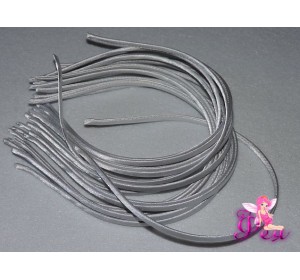 Ободок металл в ткани  0,5 см, белый №62 -1 шт.