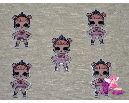 Кабошон-вырубка  38*21 мм, Лол  с короной и в розовом платье  (пластик)  - 1шт