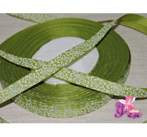  Репсовая лента 10мм, цвета травы с рисунком "Белый расписной узор"