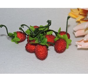 Ежевика засахаренная 25 мм, красная