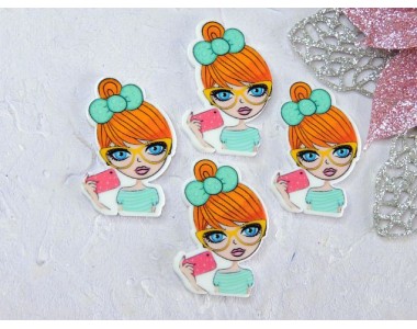 Кабошон-вырубка "Девочка телефоном" 2,8*3,8 см - 1шт.