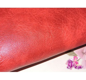 Кожзам "Ретро", красного цвета