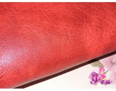 Кожзам "Ретро", красного цвета