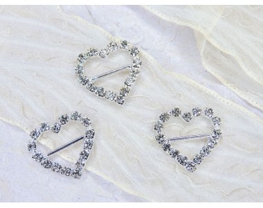 Пряжка со стразами "Сердечко", металл, цв. серебро - 1 шт.