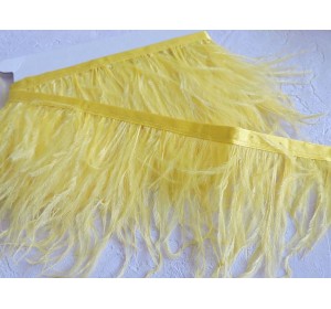 Перья страуса на ленте, цв. желтый  - отрез 25 см