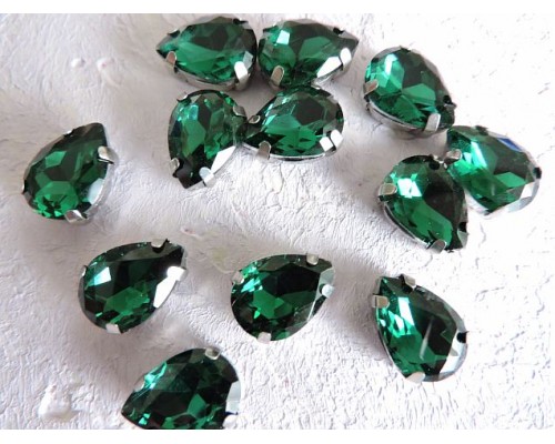 Стразы пришивные 14 мм "Капелька", цв. изумрудный - 1 шт.