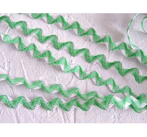 Тесьма с люрексом "Вьюнок" 0,6 см, цв. зелено-белый - 1 м.