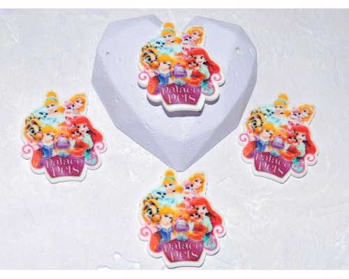 Кабошон-вырубка 30*35 мм "Принцессы" - 1 шт