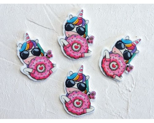 Кабошон-вырубка "Единорог с пончиком" 2,7*3,8 см - 1 шт.