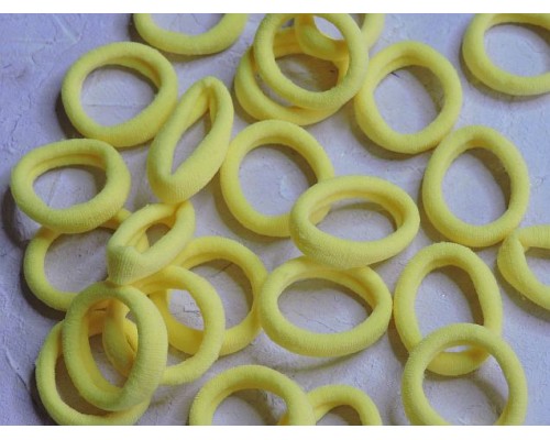 Резинка бесшовная для волос 3 см, цв. светло-лимонный - 1 шт.