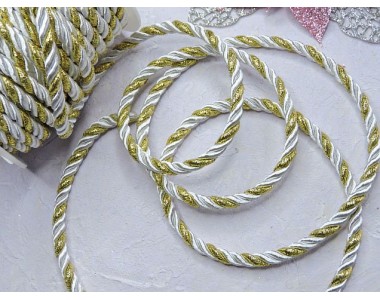 Шнур двухцветный 5 мм, цв. белый/золото - 1 м.