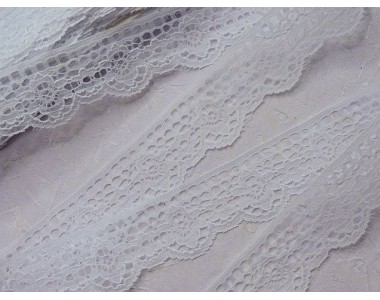 Кружево 3,8 см, цв. белый - 1 м.