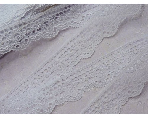 Кружево 3,8 см, цв. белый - 1 м.