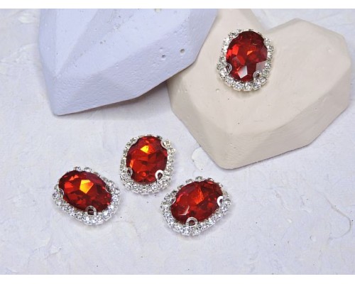 Страза пришившая в серебряной оправе 17*22 мм "Овал", цв. красный - 1 шт.