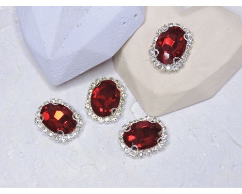 Страза пришившая в серебряной оправе 17*22 мм "Овал", цв. темно-красный - 1 шт.