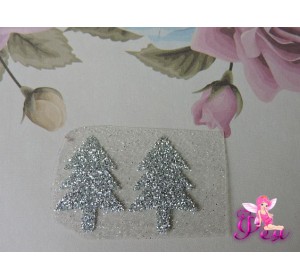 Термотрасферная наклейка "Елка" с глиттером, цв. серебро 23*16 мм (пара)